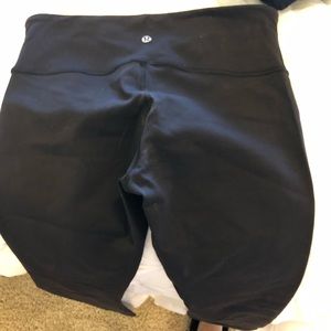 Lululemon wunder under crops size 8